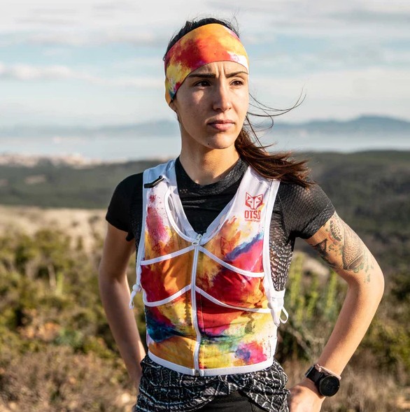 Gilet d'hydratation trail running OTSO COLORS 12 litres face situation